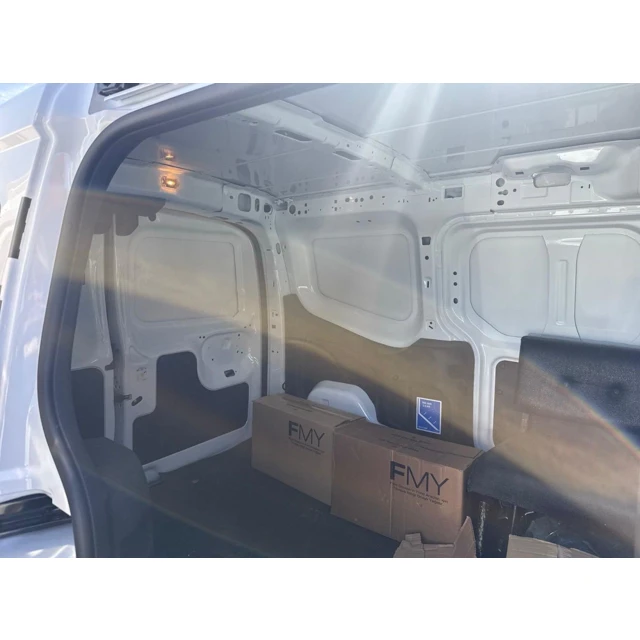 Ford TRANSIT COURIER 2025 6.000 km 5