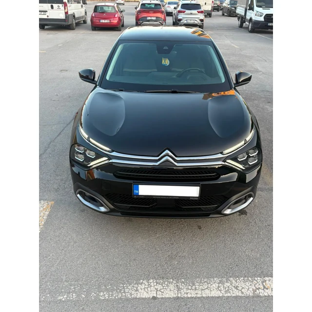 Citroen C4 X 2024 24.950 km 2