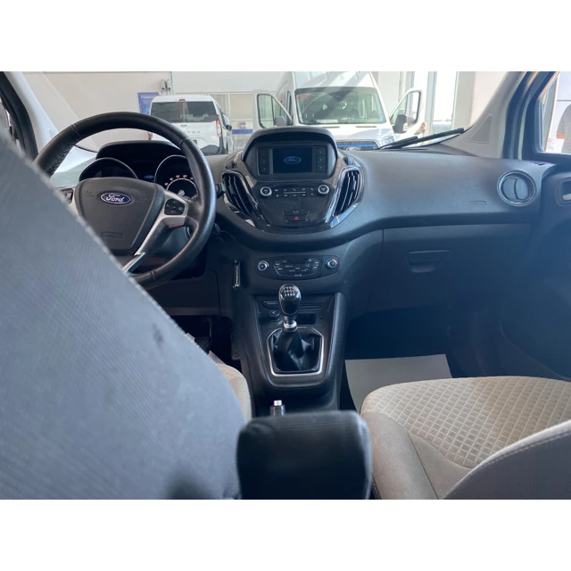 Ford TOURNEO COURIER 2023 142.974 km 6
