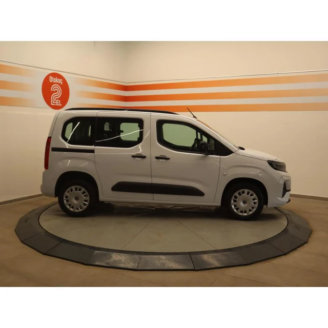 Opel COMBO 2025 24.000 km 4