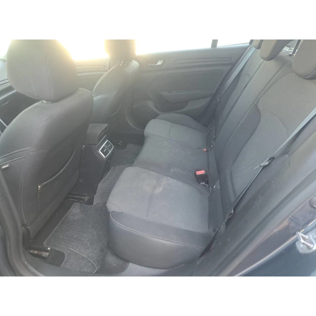 Renault MEGANE 2023 95.919 km 6