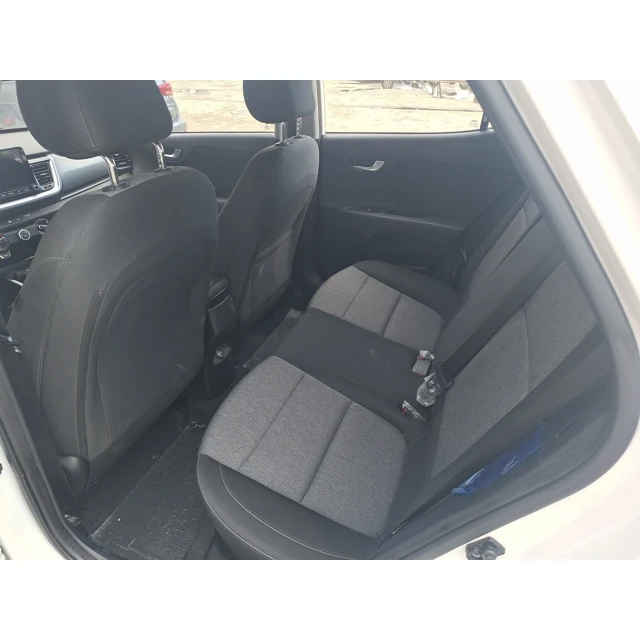 Kia STONIC 2022 56.086 km 6