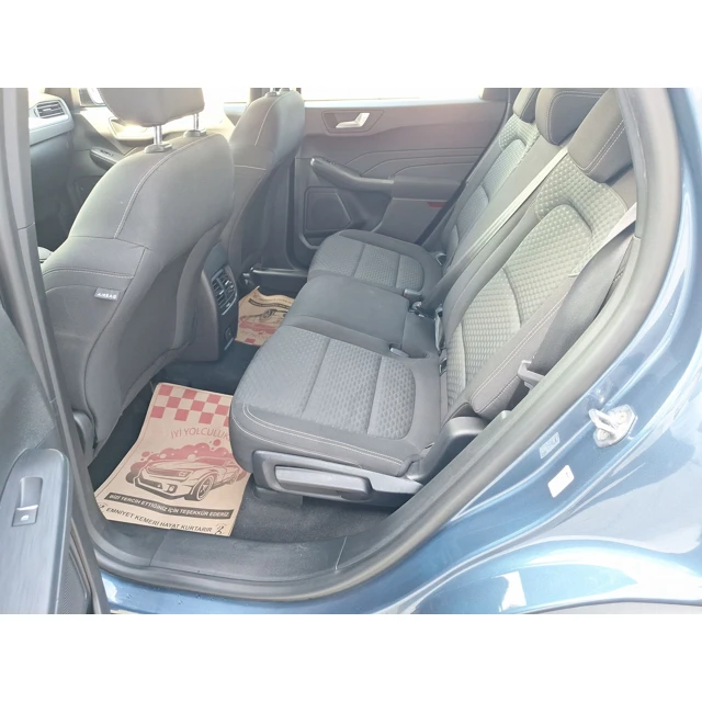 Ford KUGA 2022 96.537 km 6