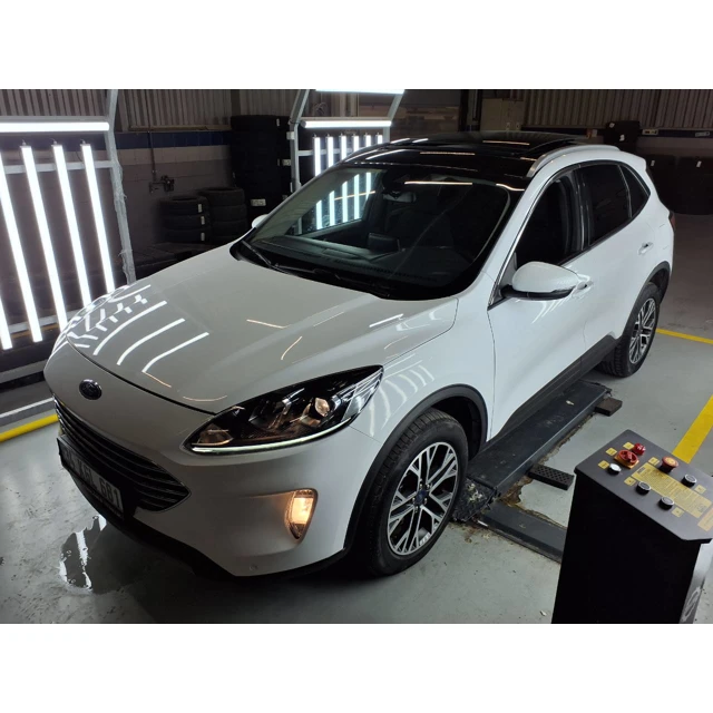 Ford KUGA 2023 69.074 km 3