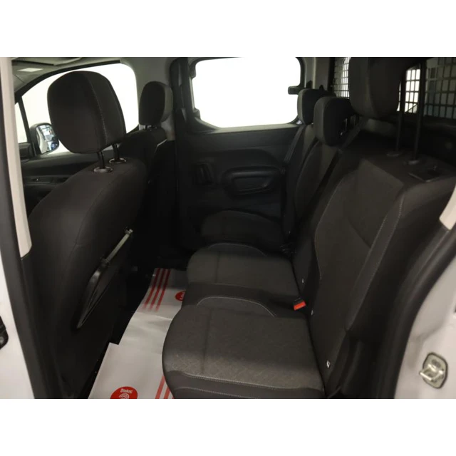 Opel COMBO 2025 14.392 km 5