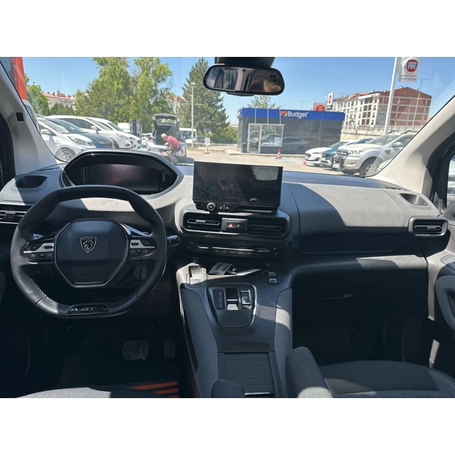 Peugeot RIFTER 2025 11.159 km 6