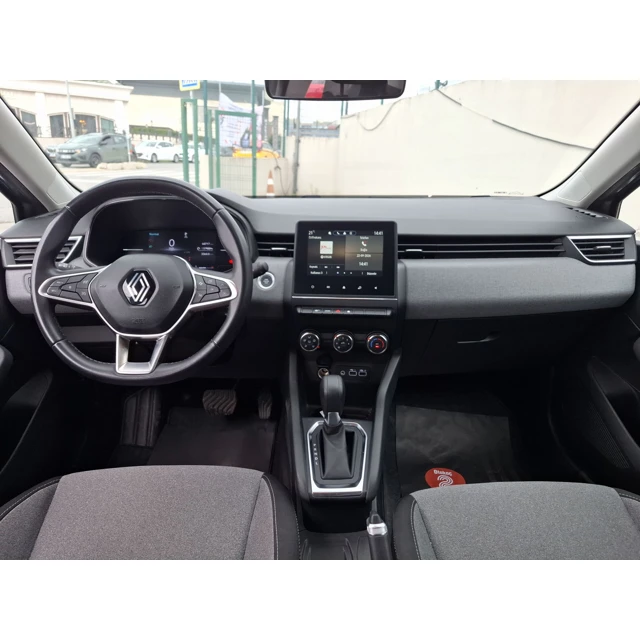 Renault CLIO 2024 69.000 km 7