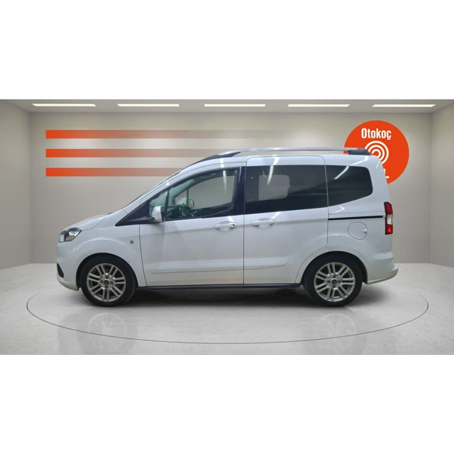 Ford TOURNEO COURIER 2021 165.862 km 3