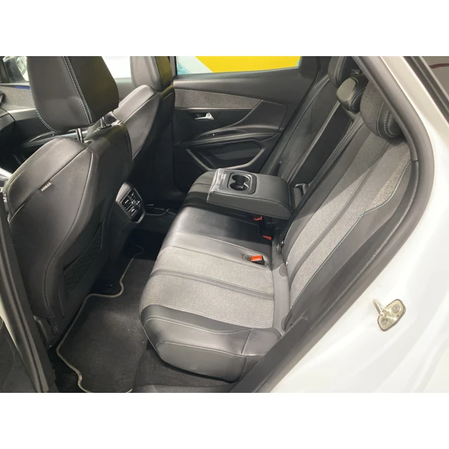 Peugeot 3008 2024 67.000 km 5
