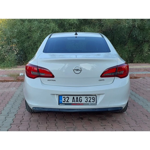 Opel ASTRA 2014 158.000 km 6