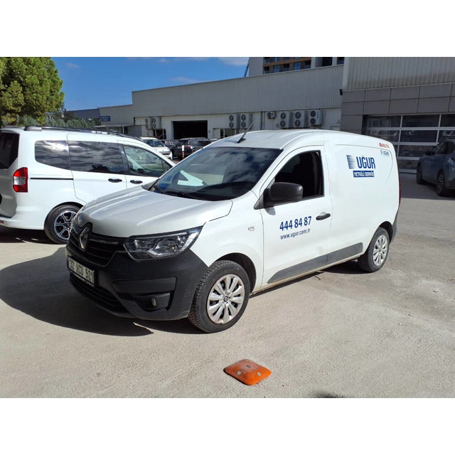 Renault EXPRESS 2022 81.085 km 3