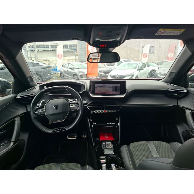 Peugeot 2008 2025 44.305 km 7
