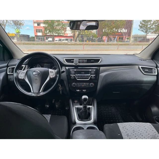Nissan QASHQAI 2015 173.575 km 7