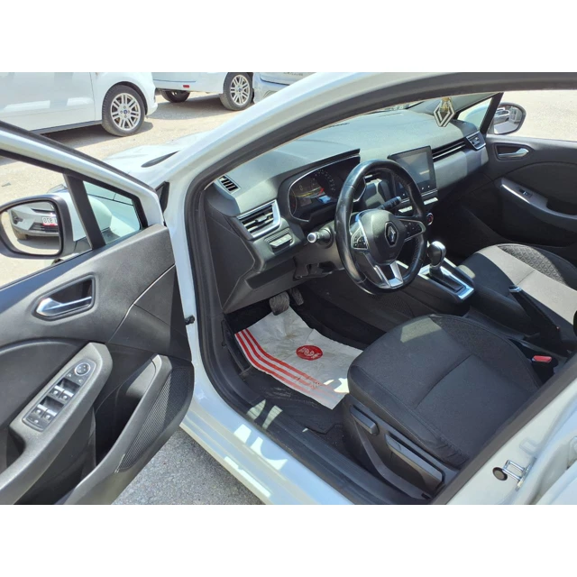 Renault CLIO 2020 161.617 km 4