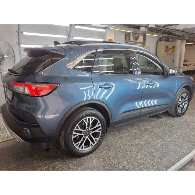 Ford KUGA 2023 66.205 km 3