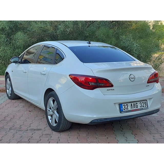 Opel ASTRA 2014 158.000 km 7
