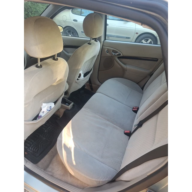 Ford FOCUS 2004 295.000 km 4