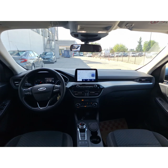 Ford KUGA 2022 96.537 km 7