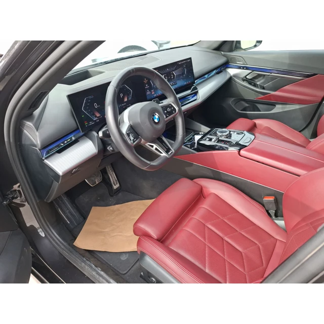 BMW 5 SERISI 2025 42.048 km 4