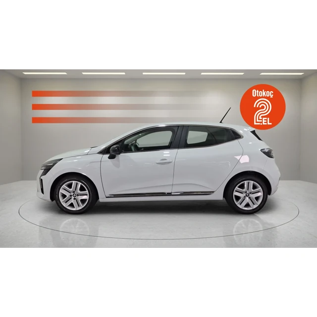 Renault CLIO 2024 56.936 km 6