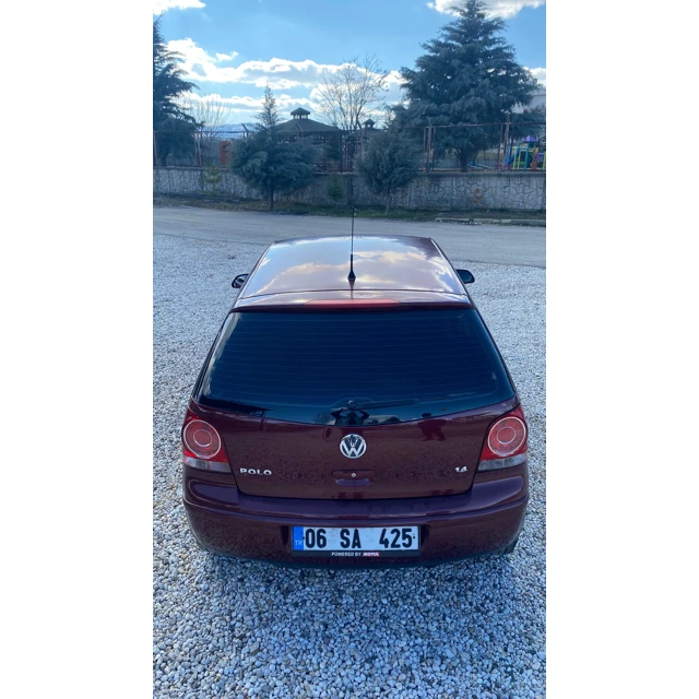 Volkswagen POLO 2006 137.000 km 2