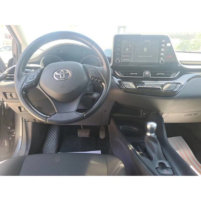 Toyota C-HR 2023 137.546 km 7