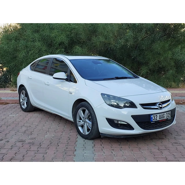 Opel ASTRA 2014 158.000 km 3