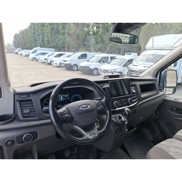 Ford TRANSIT 2022 117.931 km 7