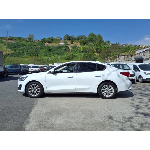 FORD FOCUS TREND X 2024 – FORD-FOCUS-TREND X 4KAPI 1.5L ECOBLUE