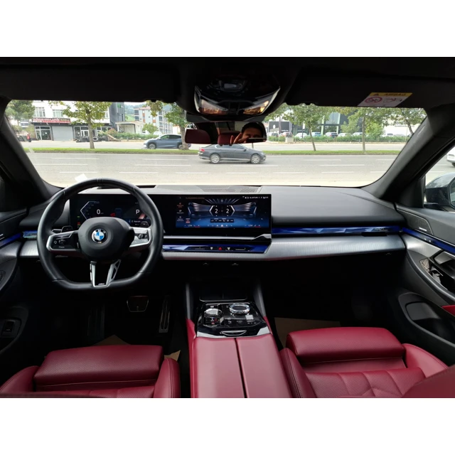 BMW 5 SERISI 2025 42.048 km 7
