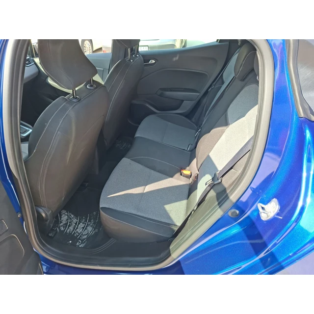 Renault CLIO 2024 66.445 km 6
