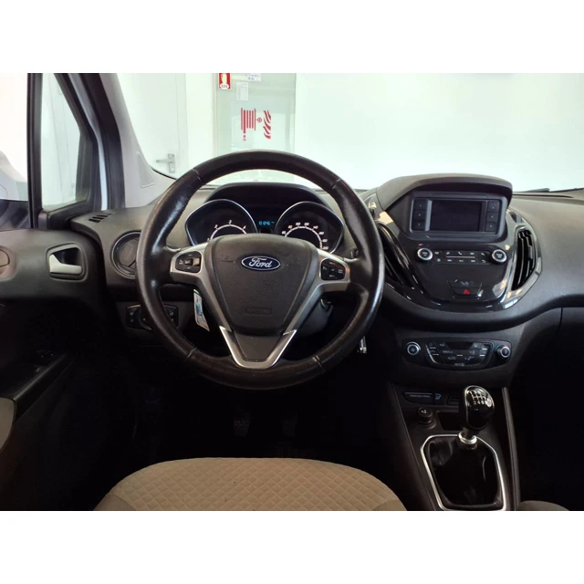 Ford TOURNEO COURIER 2023 101.245 km 7
