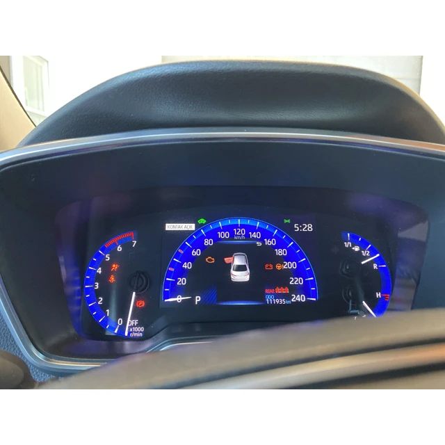 Toyota COROLLA 2022 111.931 km 7