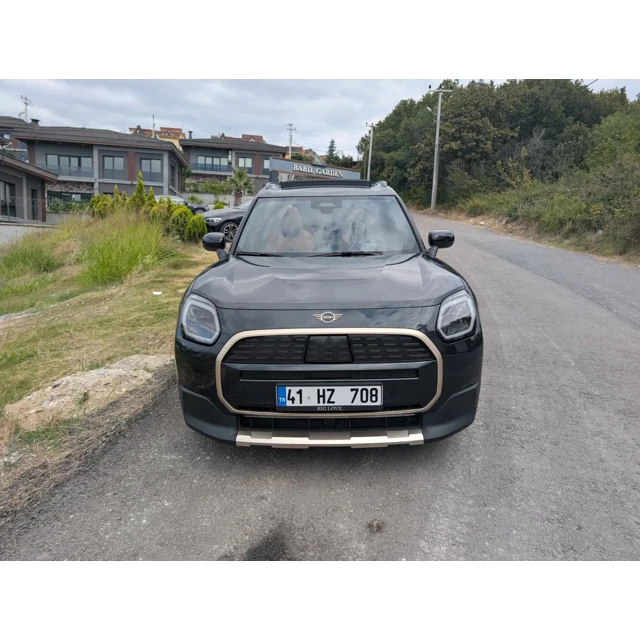 Mini COUNTRYMAN 2024 17.000 km 3