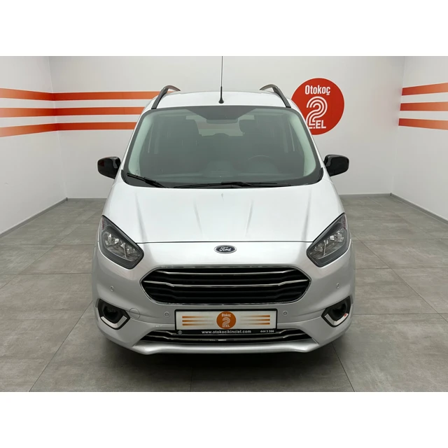 Ford TOURNEO COURIER 2022 13.432 km 2