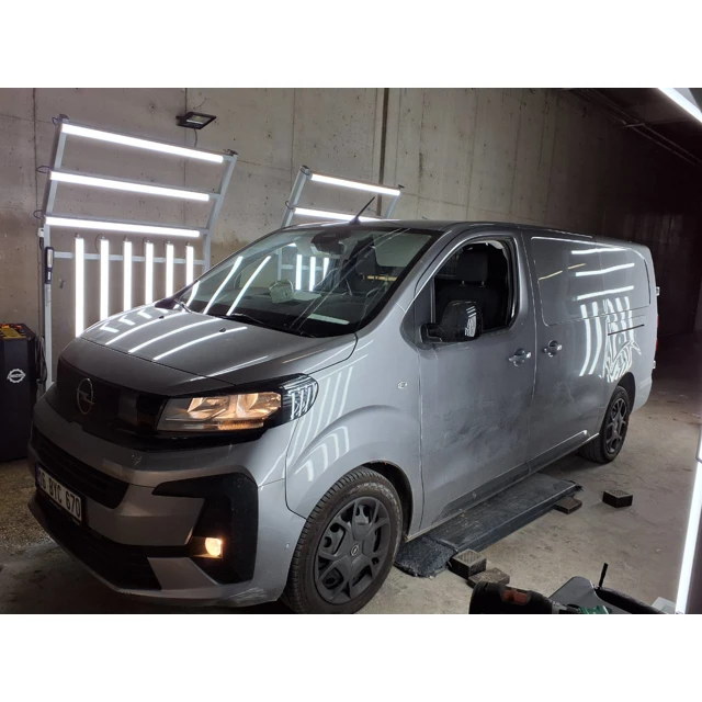 Opel VIVARO 2025 22.750 km 3