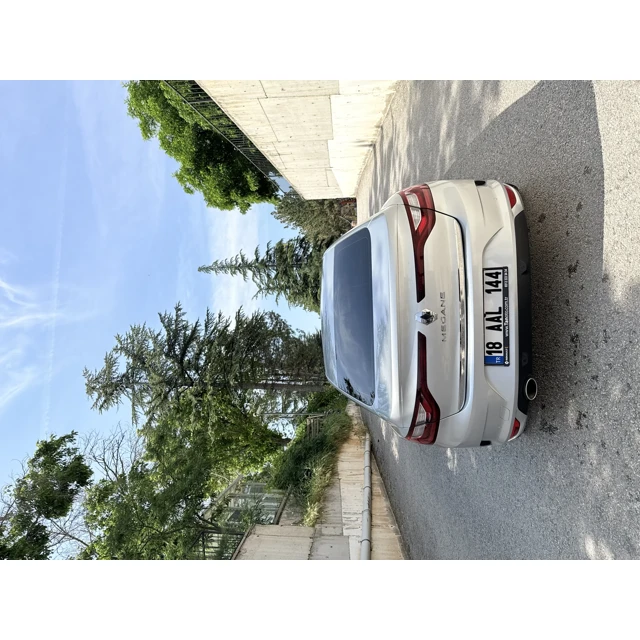 Renault MEGANE 2019 56.000 km 5
