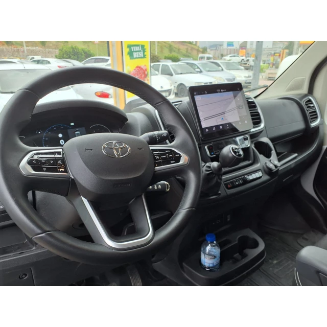 Toyota PROACE MAX 2025 11.496 km 7