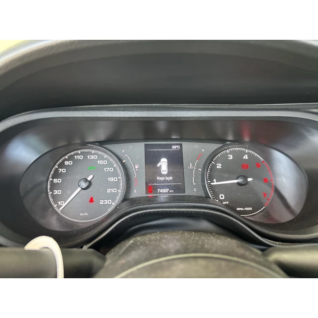Fiat EGEA 2024 74.397 km 5